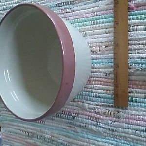 MAUVE & CREAM 5 1/2" Over & Back Porcelain Bowl
